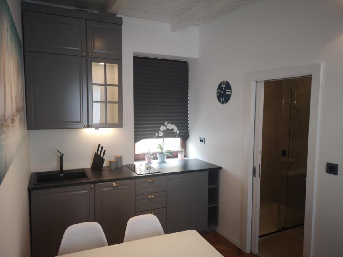 Croatica Apartments Crikvenica Exteriör bild